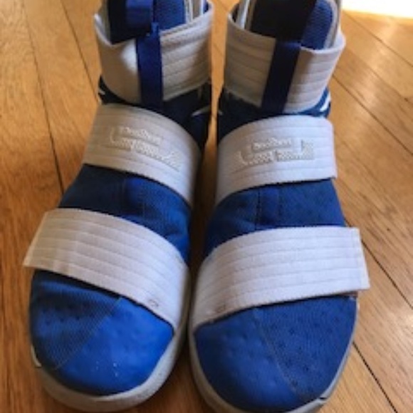 custom lebron soldier 12